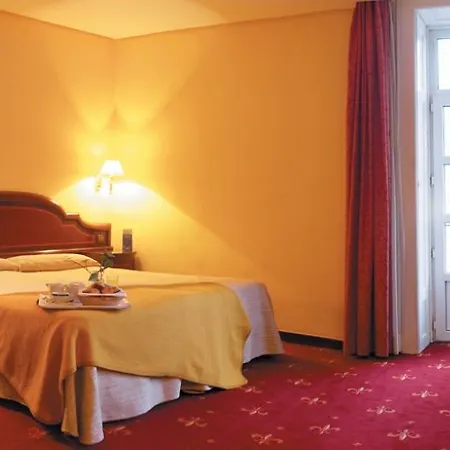 Hotel Compostela 4*